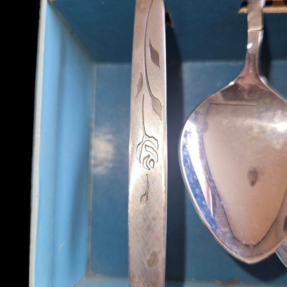 Oneidacraft Deluxe Stainless Rose Pattern Flatware Serving Set NIB w/ Box - Picture 2 of 4